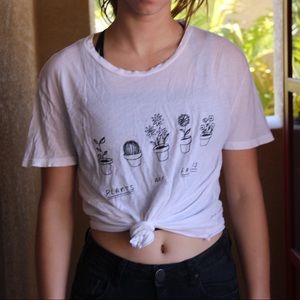 Plants are friends brandy Melville T-shirt